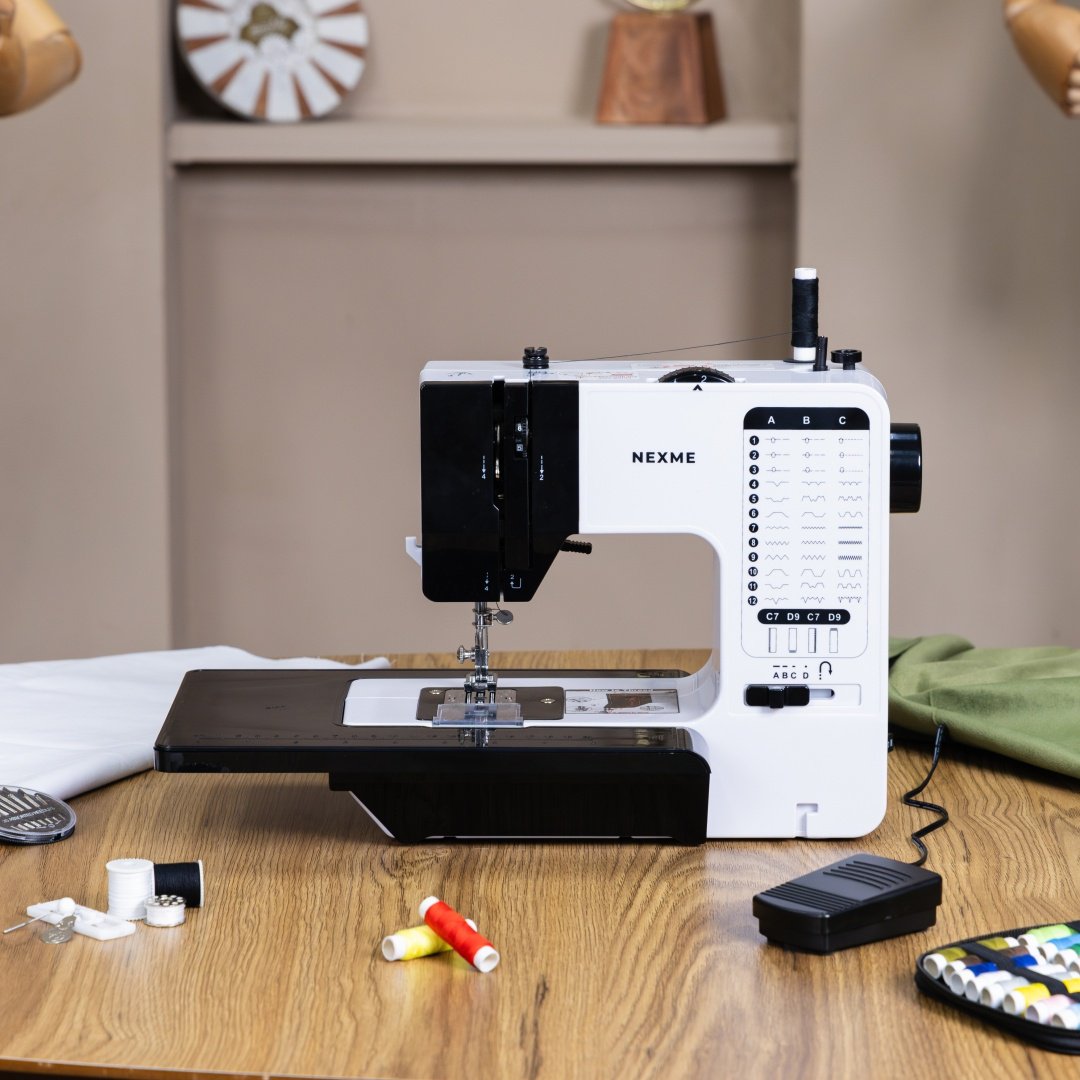 Швейная машина NEXME SM-738 белый, черный - ForteMarket Швейная машина NEXME SM-738 белый, черный купить,29990