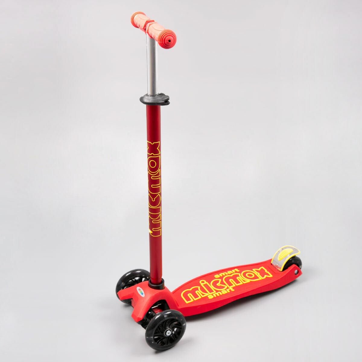 Самокат 3-х колесный YIWU sport MicMax красный купить,NaN
