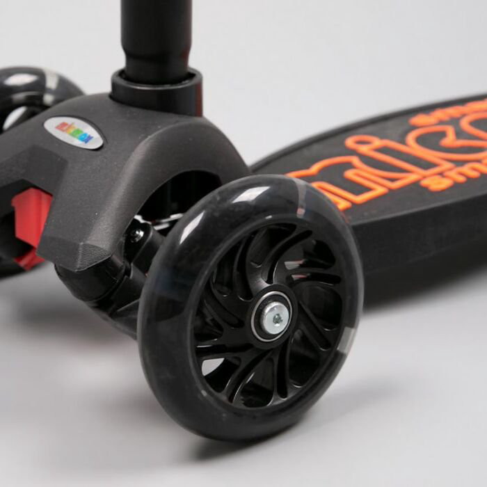 Самокат 3-х колесный YIWU sport MicMax черный купить,NaN