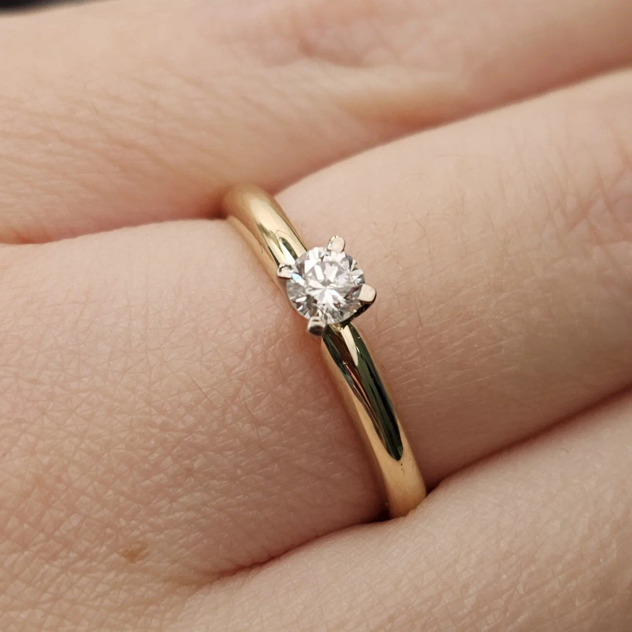 Кольцо Deimantas 107422432 17р 2,26гр 0,21ct. купить,NaN