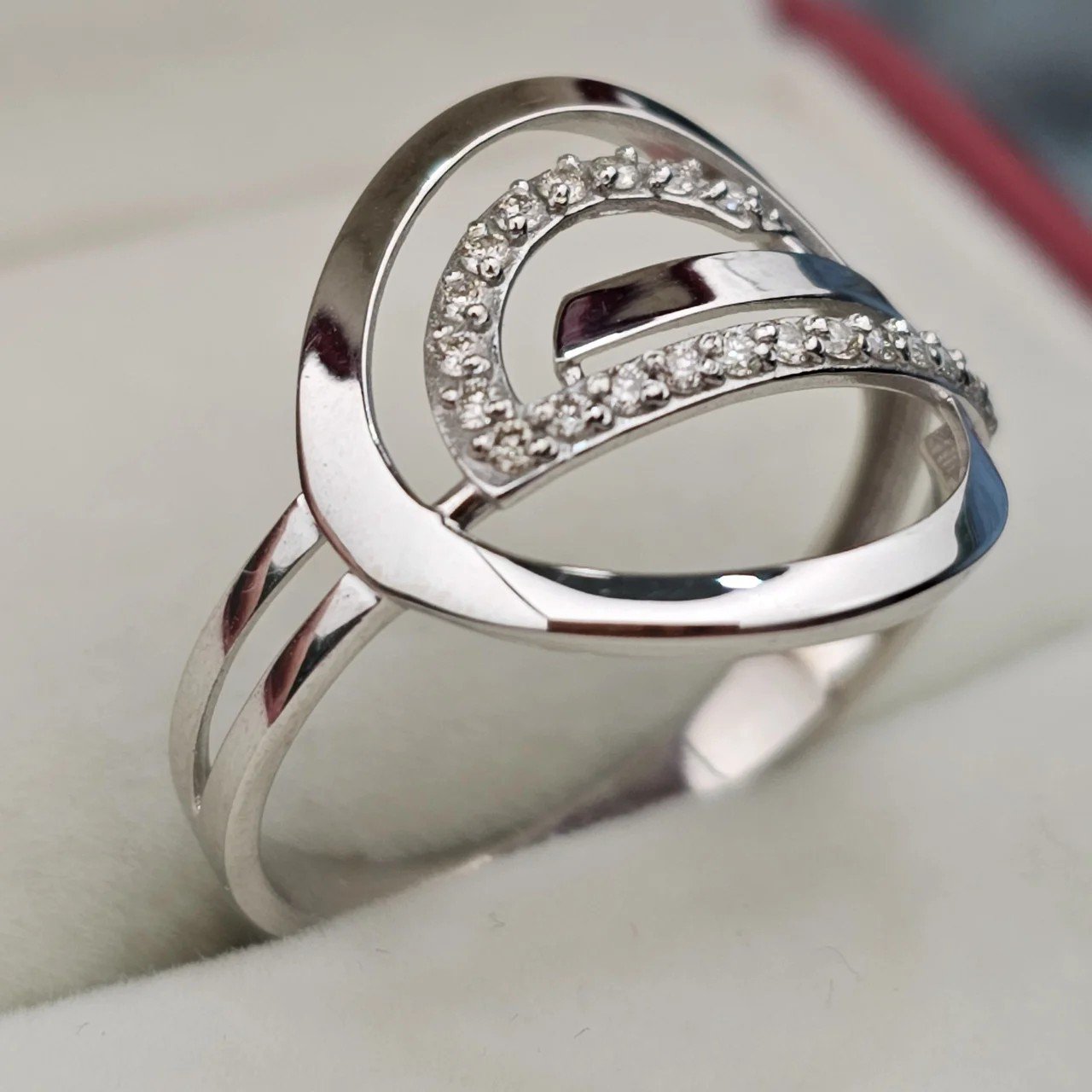 Кольцо Deimantas 107573311 19р 0,19гр 0,19ct. купить,NaN