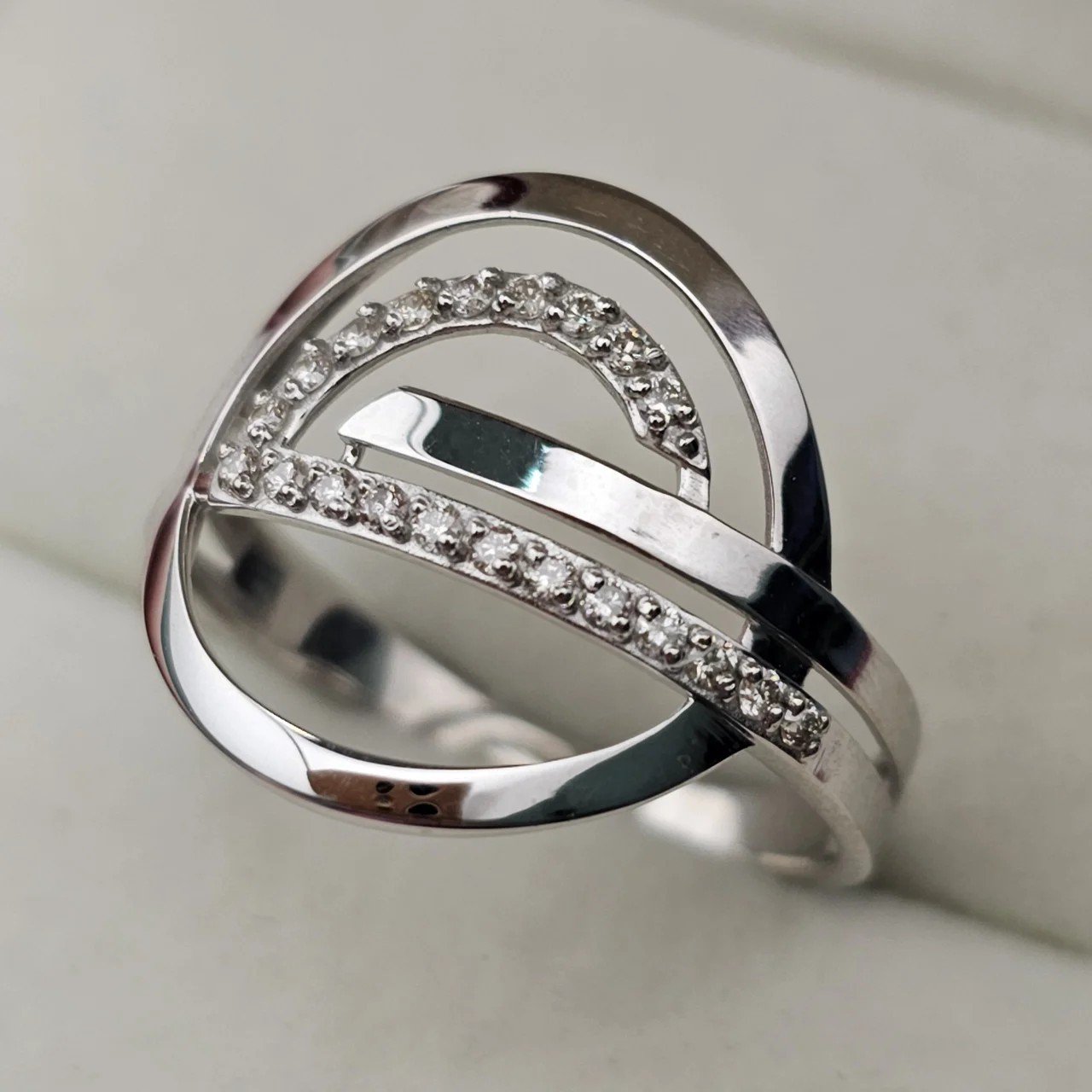 Кольцо Deimantas 107573311 19р 0,19гр 0,19ct. купить,NaN