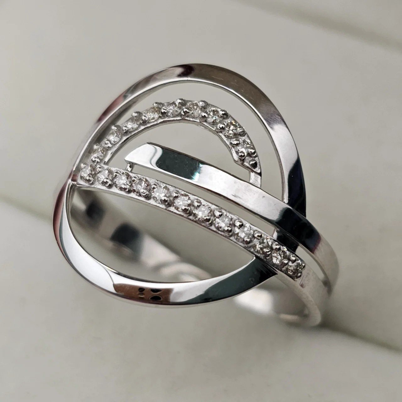 Кольцо Deimantas 107573311 19р 0,19гр 0,19ct. купить,NaN