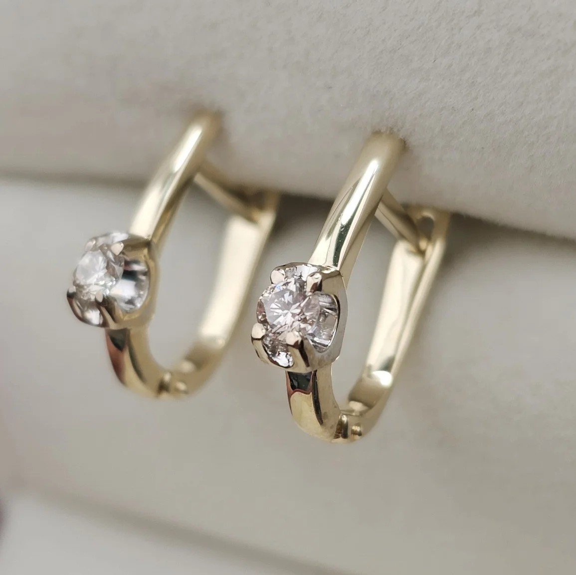 Серьги Deimantas 107571943 2,58гр 0,26ct. купить,NaN
