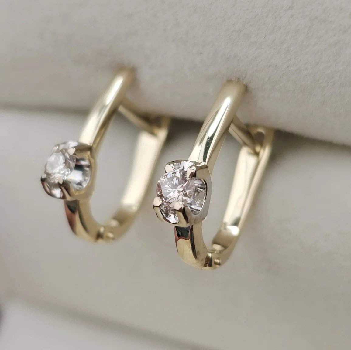 Серьги Deimantas 107571943 2,58гр 0,26ct. купить,NaN