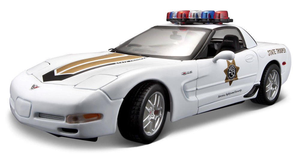 Модель автомобиля Maisto 1:18 Chevy Corvette Z06 2001 Police купить,NaN