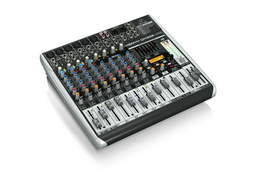 Микшерный пульт Behringer Xenyx QX1222USB серый