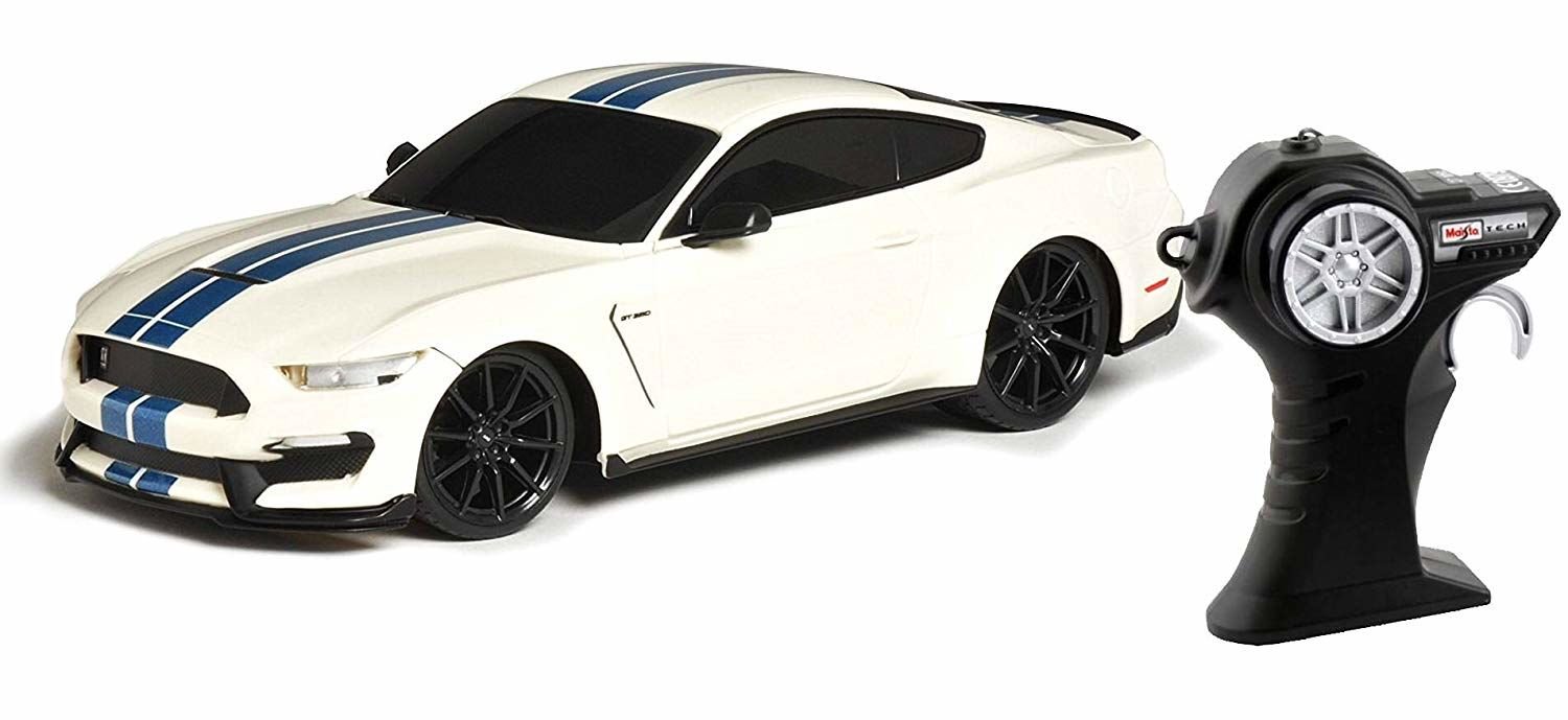 Автомобиль игрушечный Maisto 1:24 Ford Shelby GT350 купить,NaN