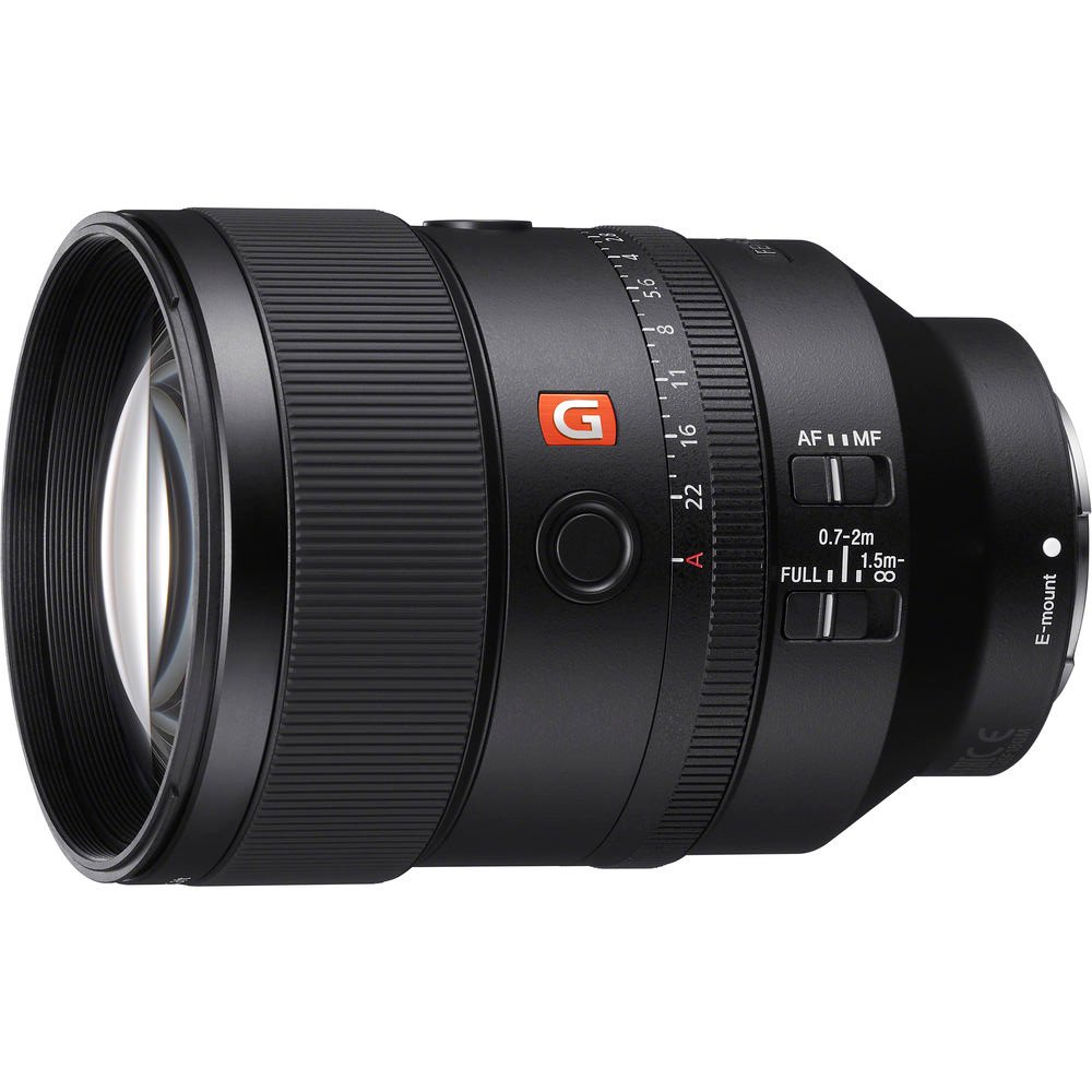Объектив Sony FE 135mm f/1.8 GM SEL135F18GM черный 