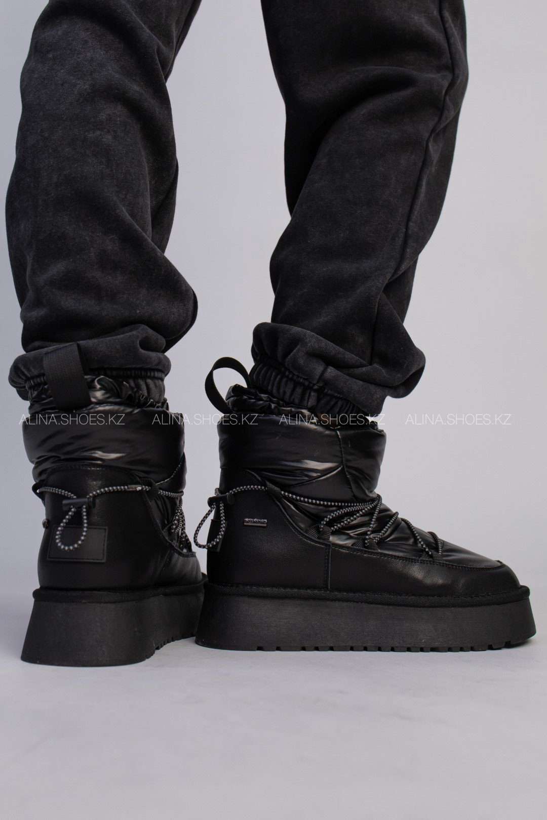 Дутики alinashoes черный купить,NaN