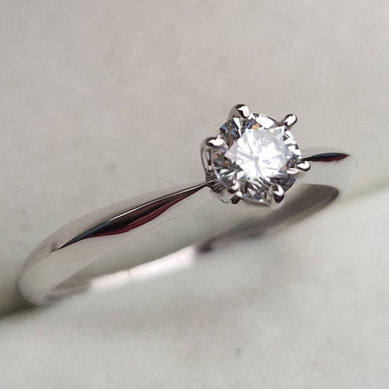 Кольцо Deimantas 100592524 16р 1,05гр 0,286ct. купить,NaN