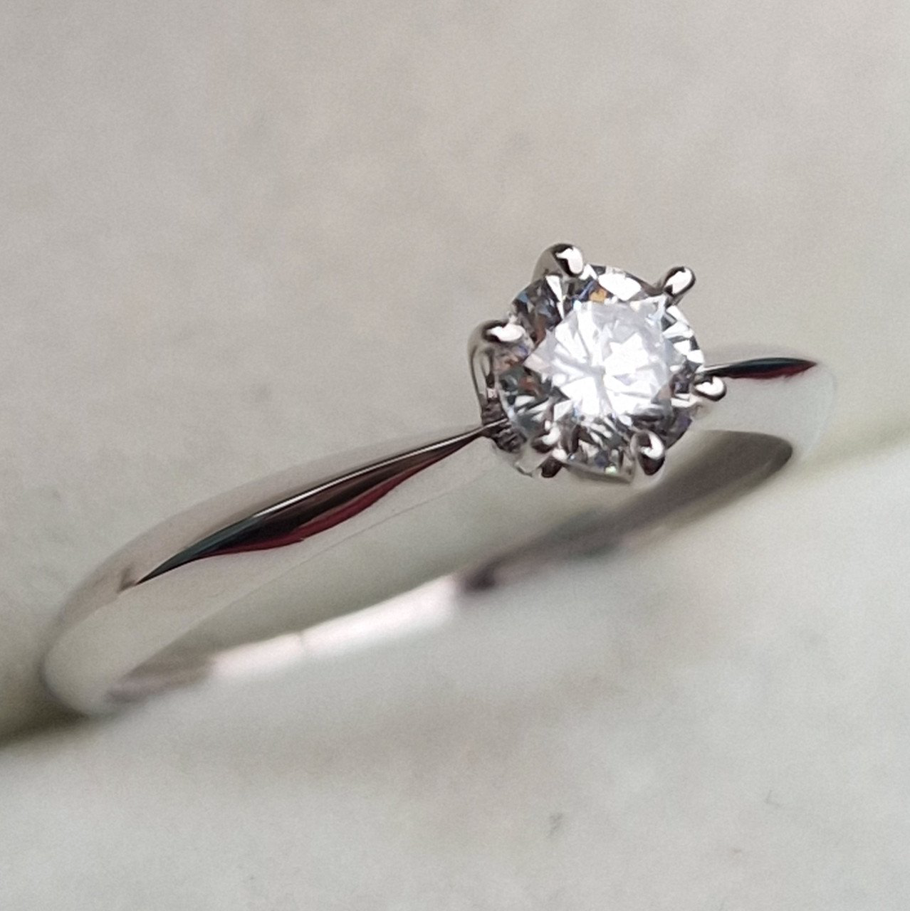 Кольцо Deimantas 100592524 16р 1,05гр 0,286ct. купить,NaN