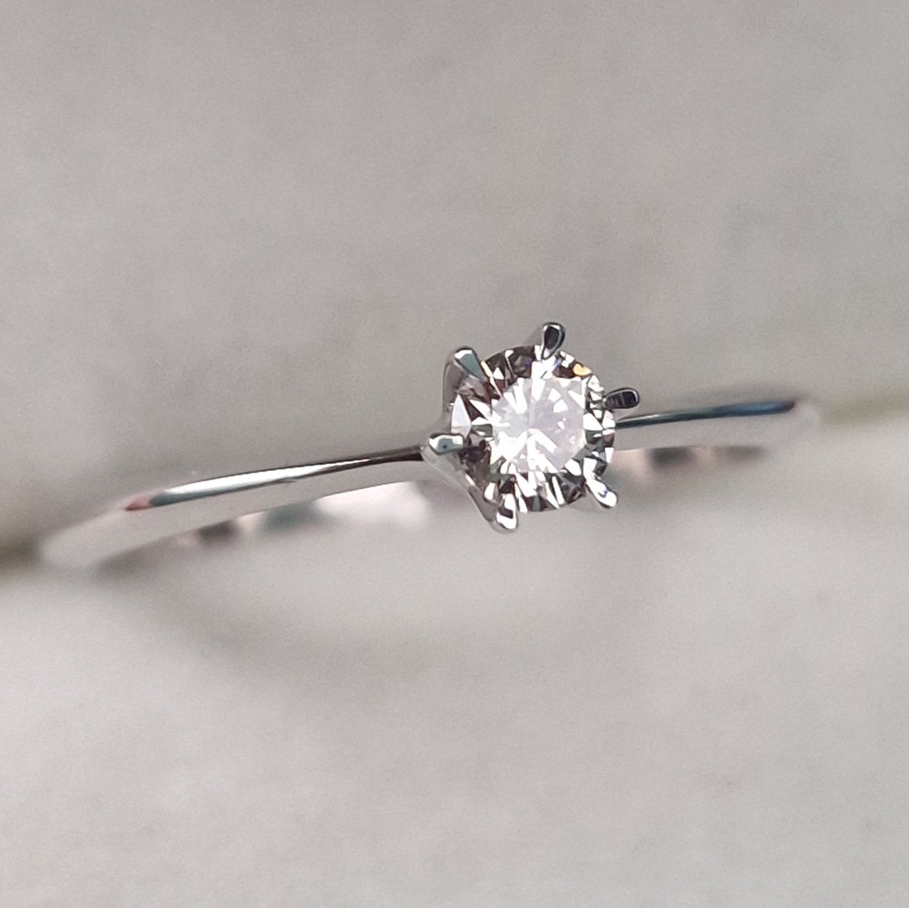 Кольцо Deimantas 100592666 16,5р 1,73гр 0,17ct. купить,NaN