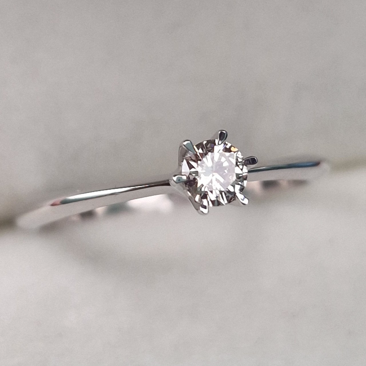 Кольцо Deimantas 100592666 16,5р 1,73гр 0,17ct. купить,NaN