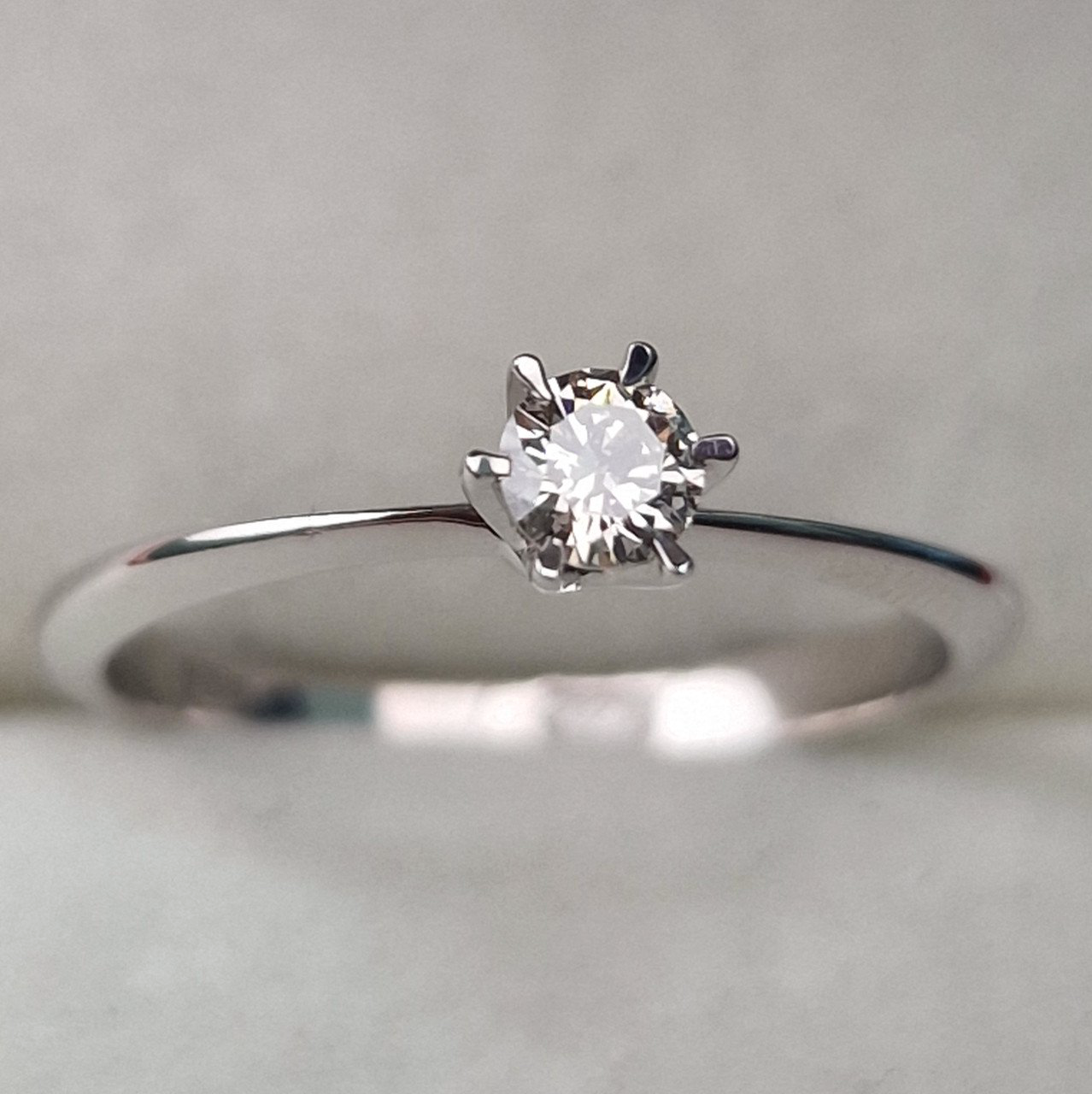 Кольцо Deimantas 100592666 16,5р 1,73гр 0,17ct. купить,NaN