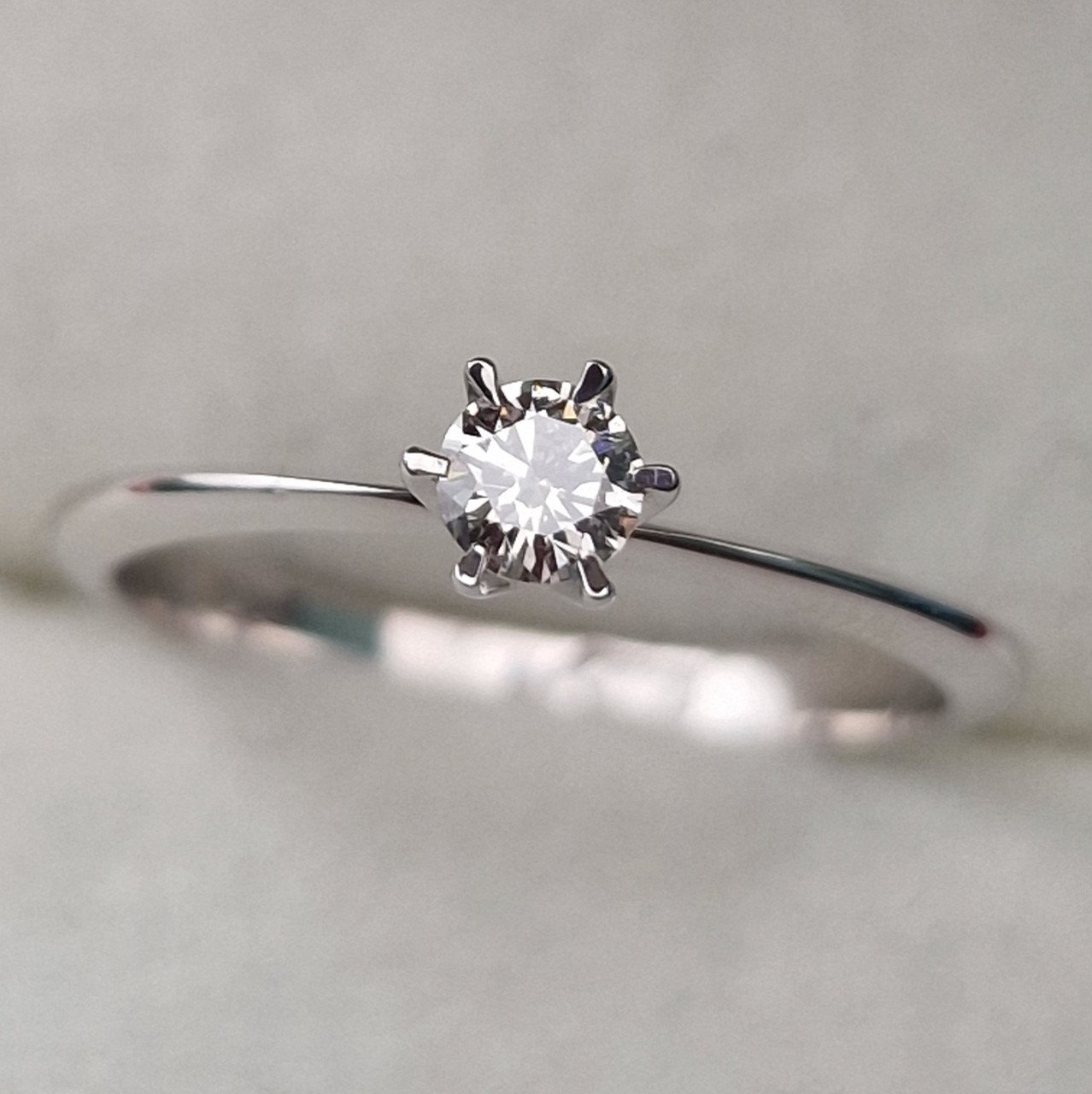 Кольцо Deimantas 100592666 16,5р 1,73гр 0,17ct. купить,NaN