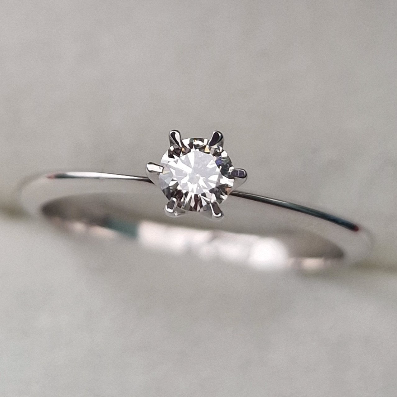 Кольцо Deimantas 100592666 16,5р 1,73гр 0,17ct. купить,NaN
