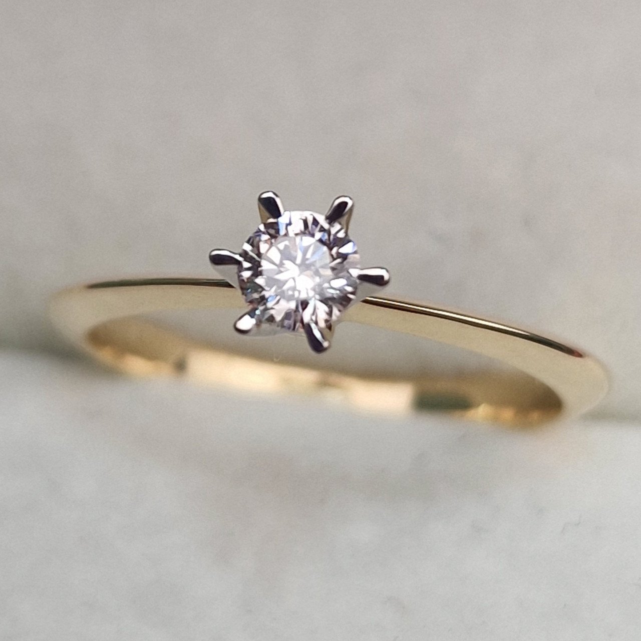 Кольцо Deimantas 100592996 16,5р 1,75гр 0,195ct. купить,NaN