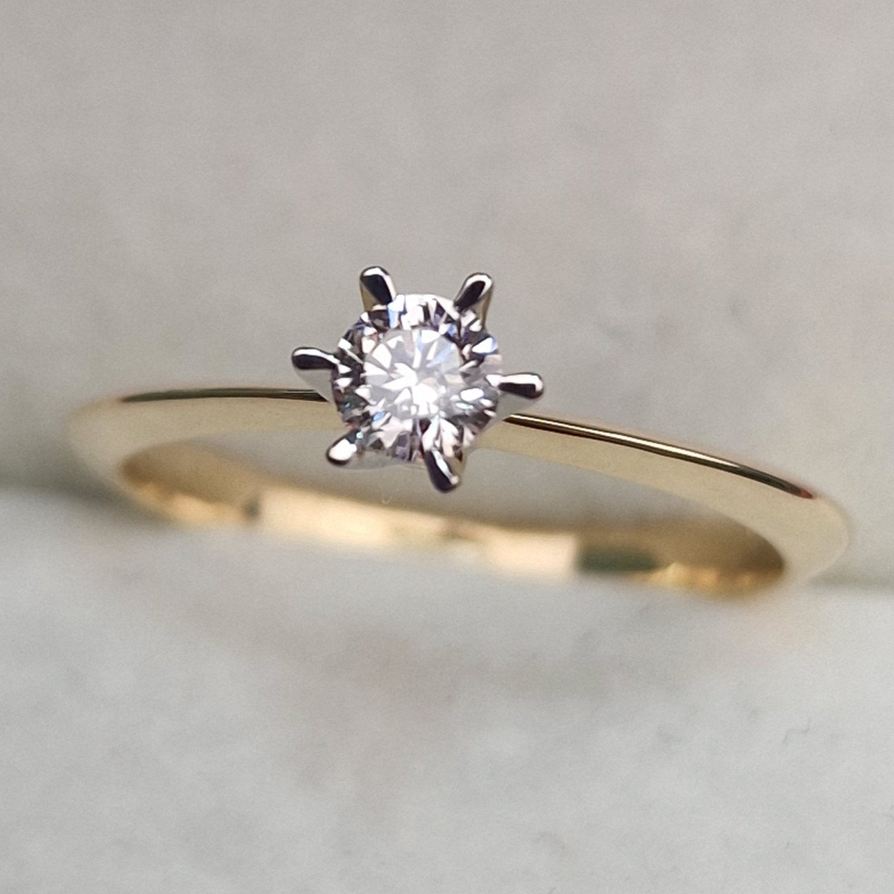 Кольцо Deimantas 100592996 16,5р 1,75гр 0,195ct. купить,NaN
