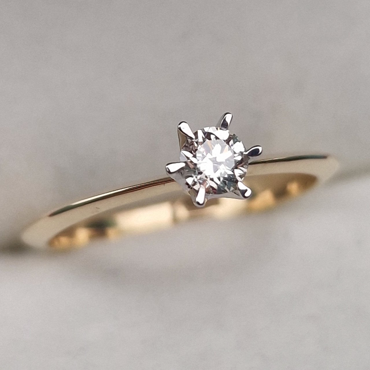 Кольцо Deimantas 100592680 16,5р 1,8гр 0,185ct. купить,NaN