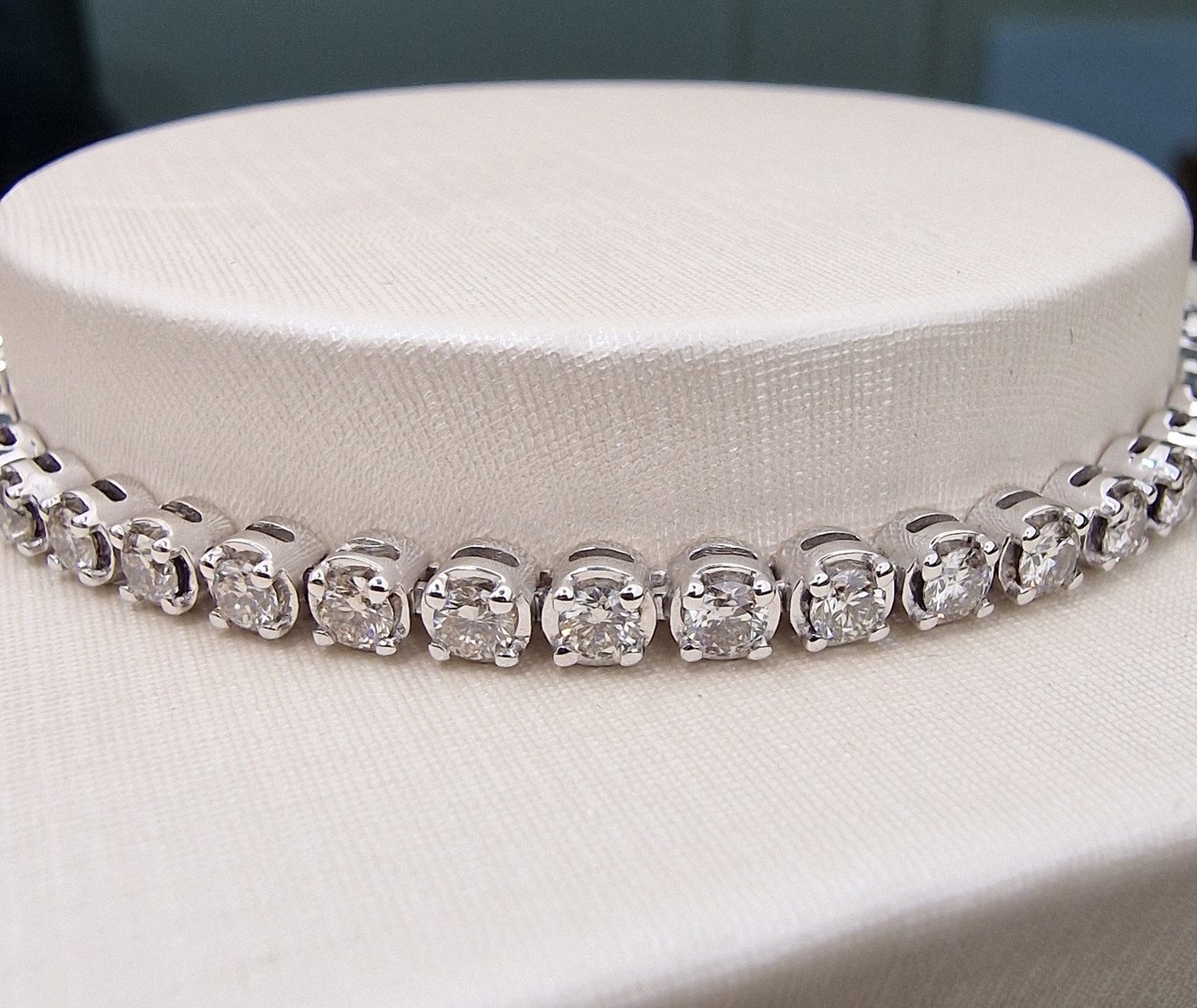 Браслет Deimantas 100604149 17,5р 8,2гр 2,92ct. купить,NaN