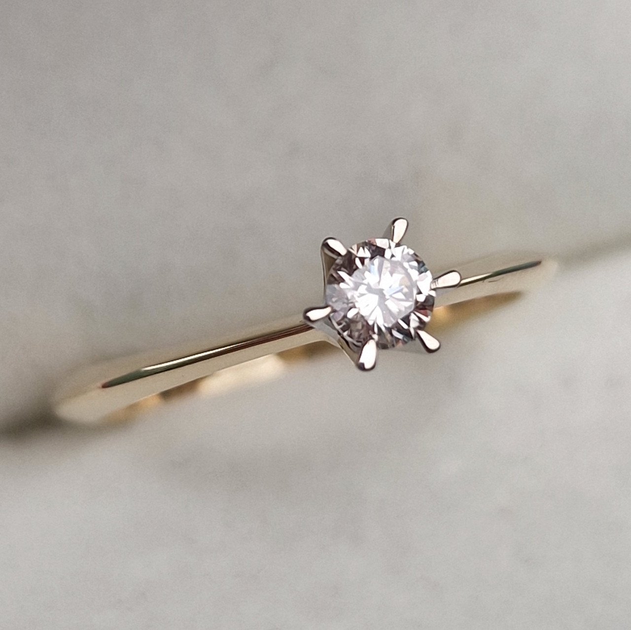 Кольцо Deimantas 100592672 16,5р 1,82гр 0,19ct. купить,NaN