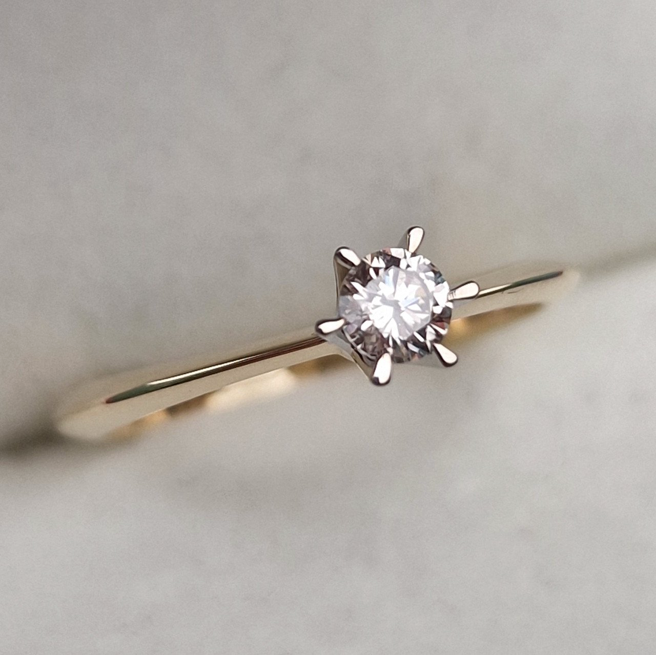 Кольцо Deimantas 100592672 16,5р 1,82гр 0,19ct. купить,NaN
