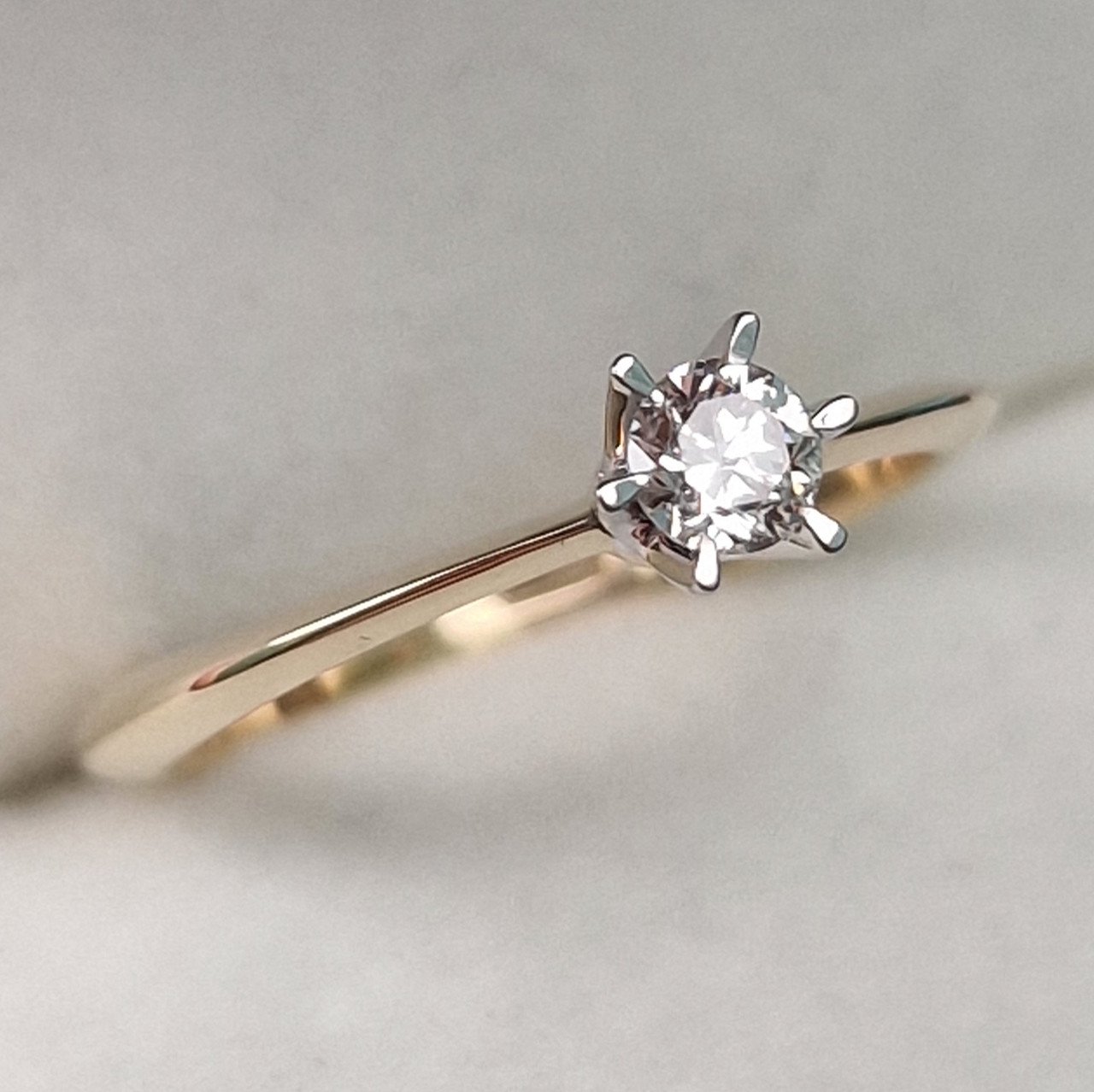 Кольцо Deimantas 100592680 16,5р 1,8гр 0,185ct. купить,NaN