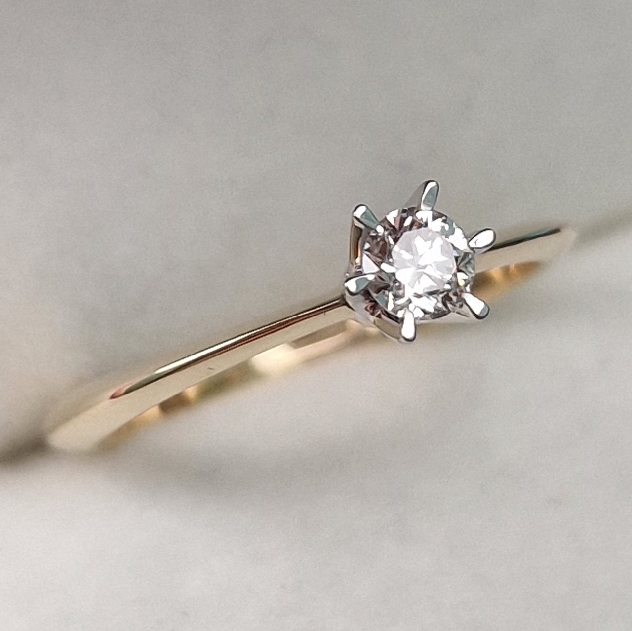 Кольцо Deimantas 100592680 16,5р 1,8гр 0,185ct. купить,NaN
