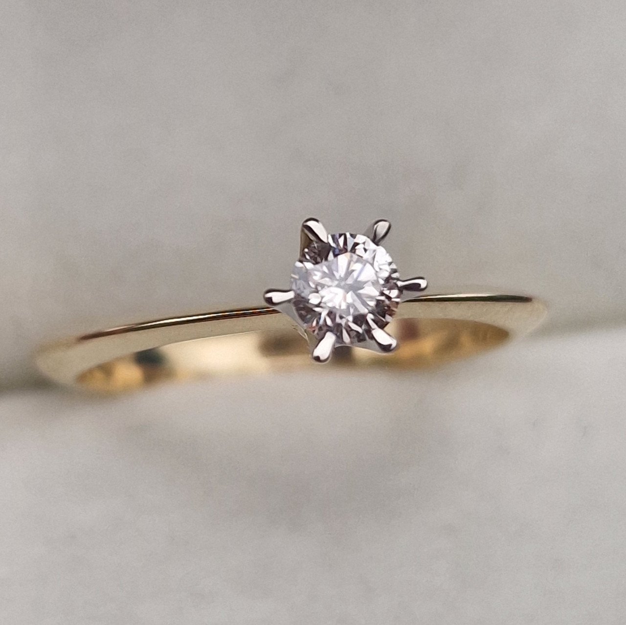 Кольцо Deimantas 100592996 16,5р 1,75гр 0,195ct. купить,NaN
