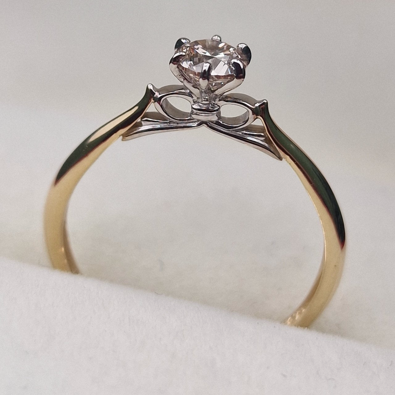 Кольцо Deimantas 100581322 17р 1,33гр 0,40ct. купить,NaN