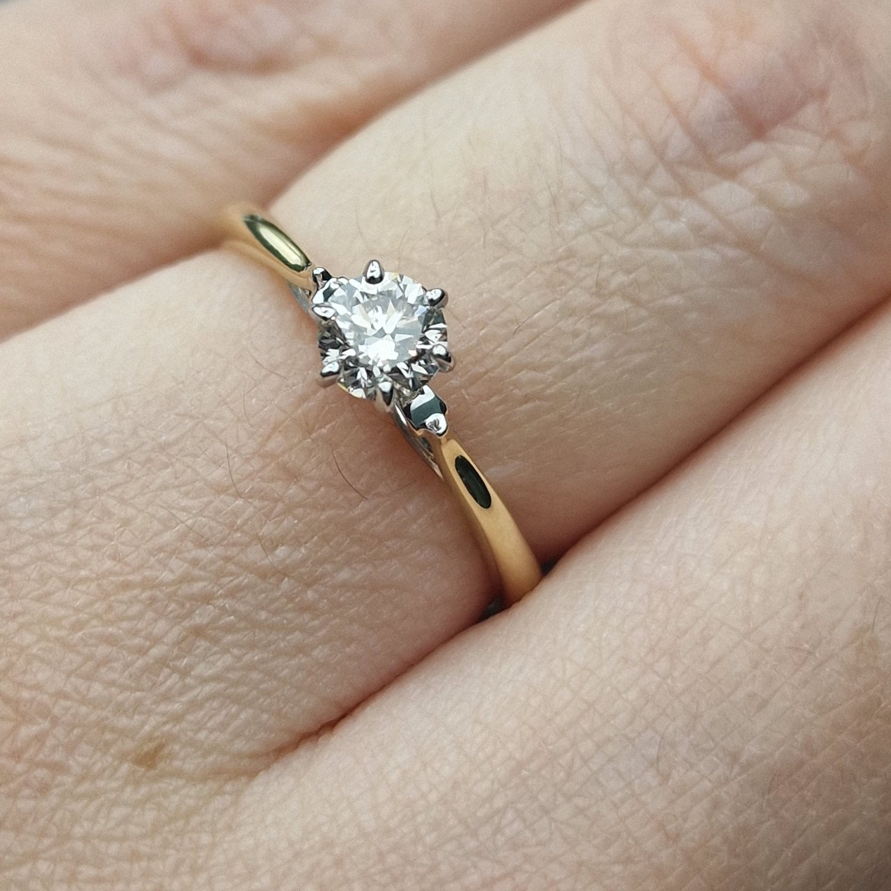 Кольцо Deimantas 100581322 17р 1,33гр 0,40ct. купить,NaN