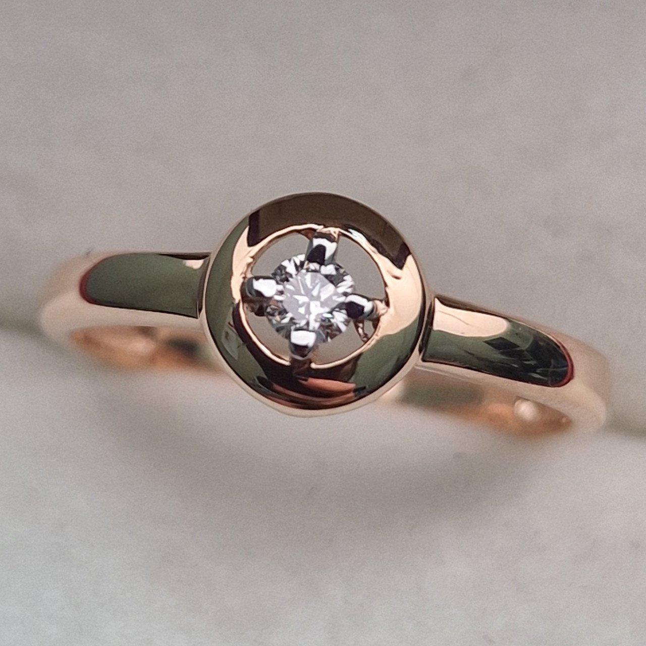 Кольцо Deimantas 100591556 16,5р 1,74гр 0,08ct. купить,NaN