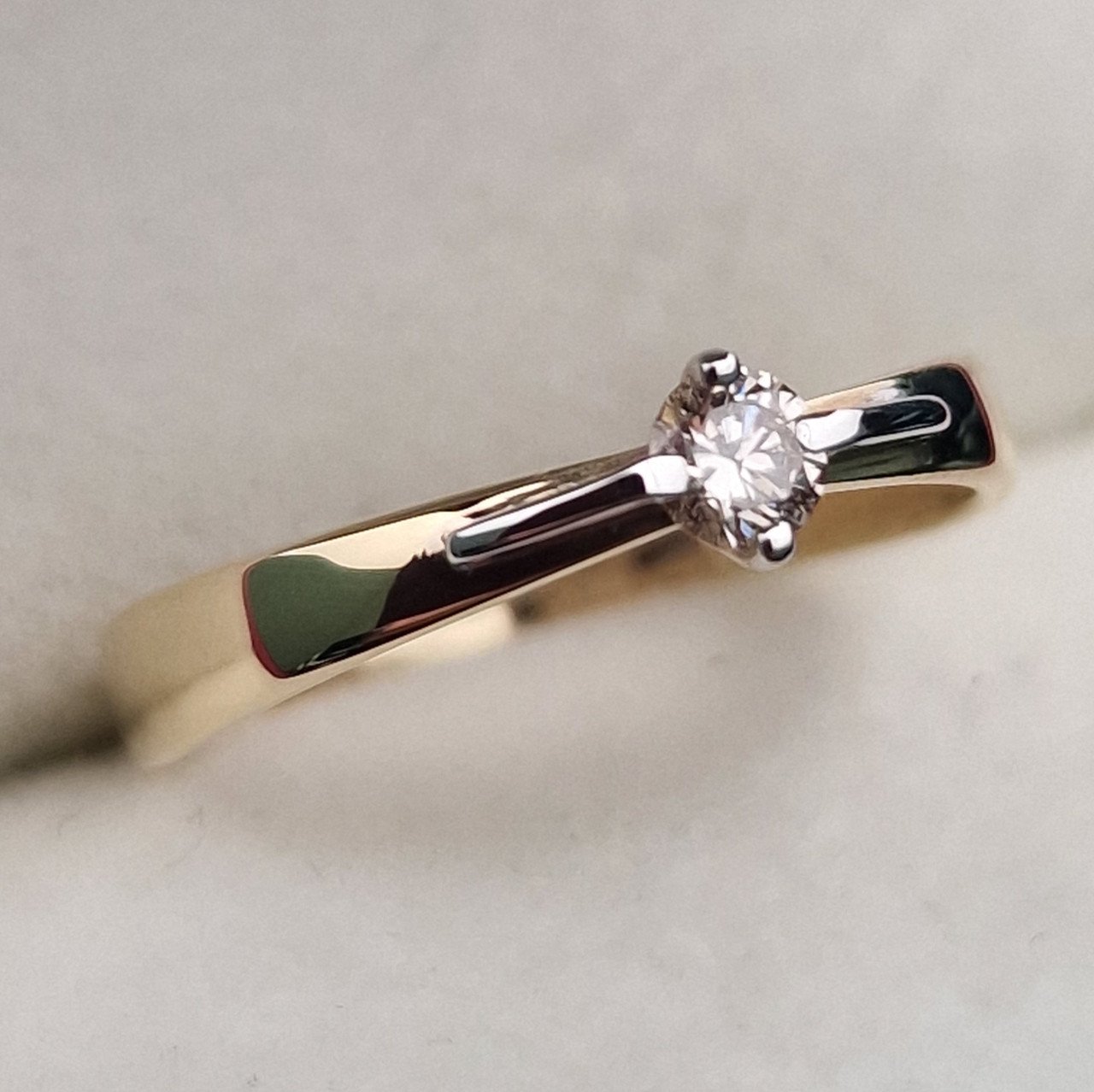 Кольцо Deimantas 100591574 16р 1,07гр 0,124ct. купить,NaN