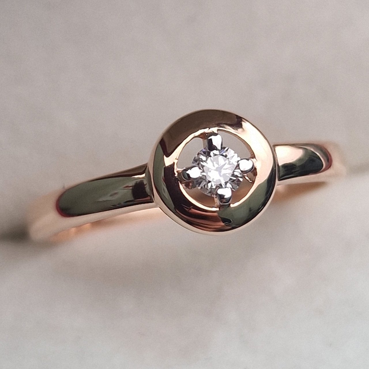 Кольцо Deimantas 100591556 16,5р 1,74гр 0,08ct. купить,NaN