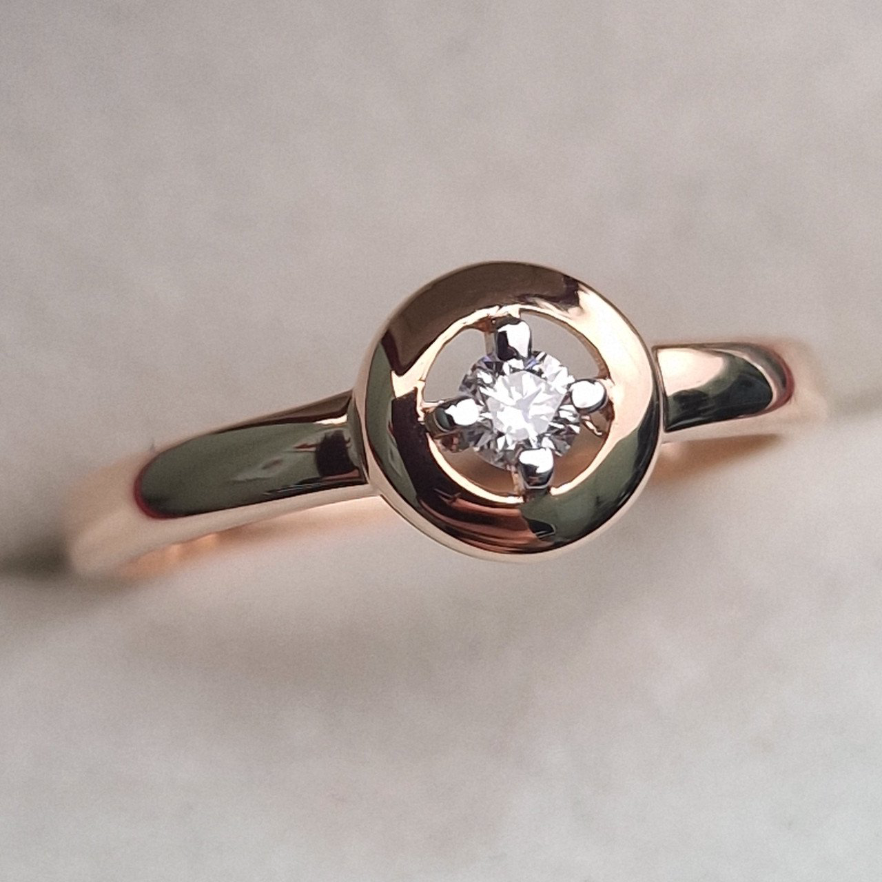 Кольцо Deimantas 100591556 16,5р 1,74гр 0,08ct. купить,NaN