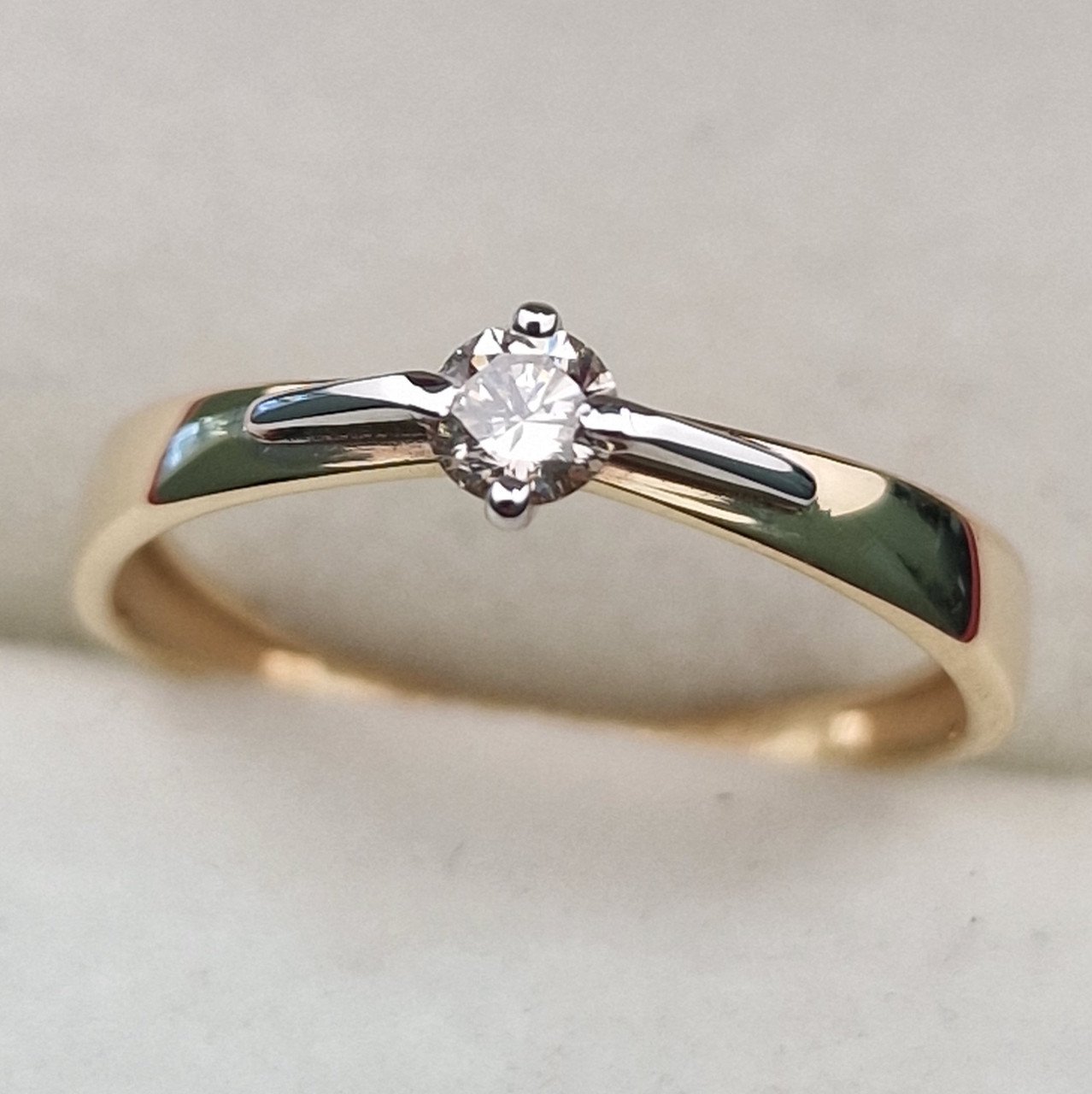 Кольцо Deimantas 100591574 16р 1,07гр 0,124ct. купить,NaN