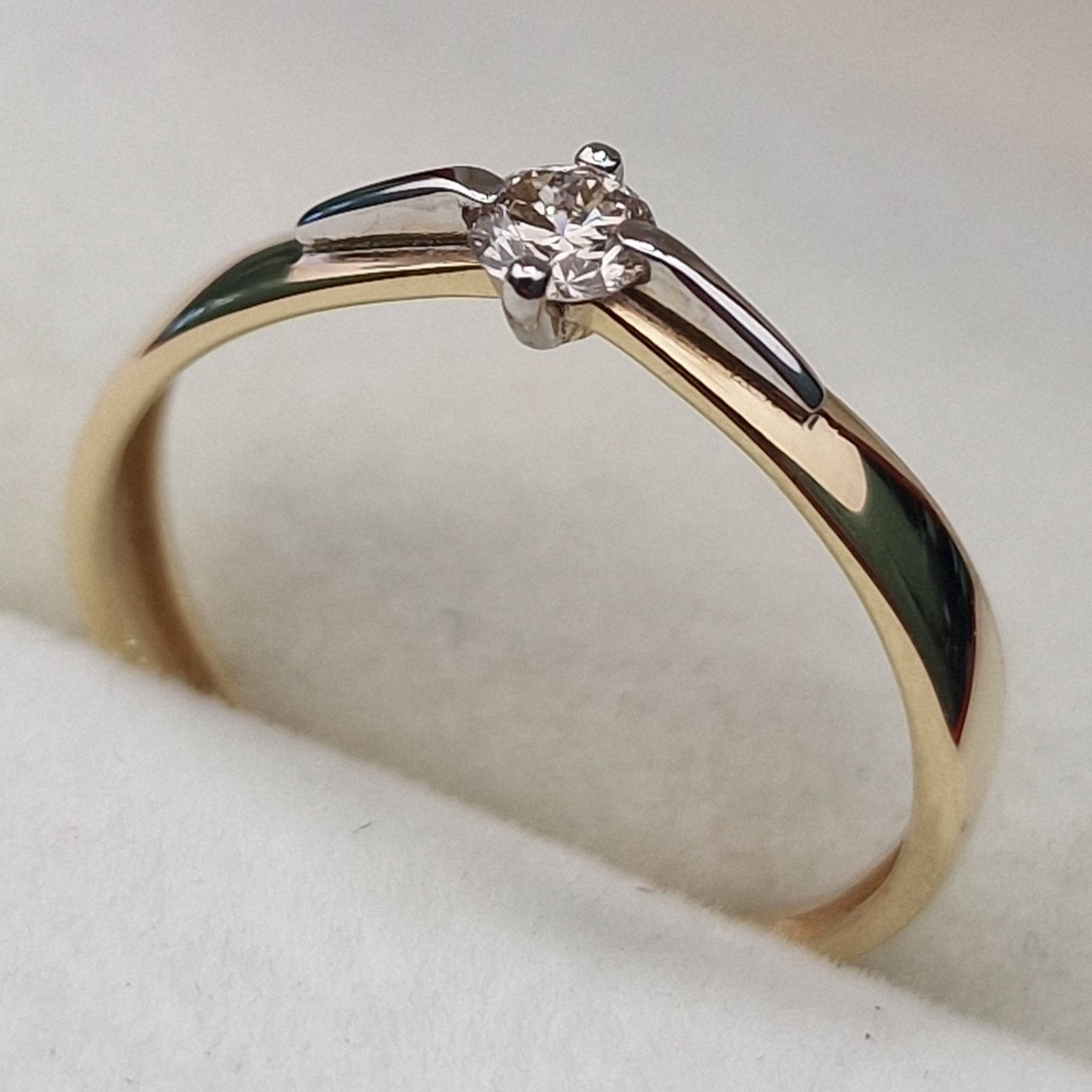 Кольцо Deimantas 100591574 16р 1,07гр 0,124ct. купить,NaN