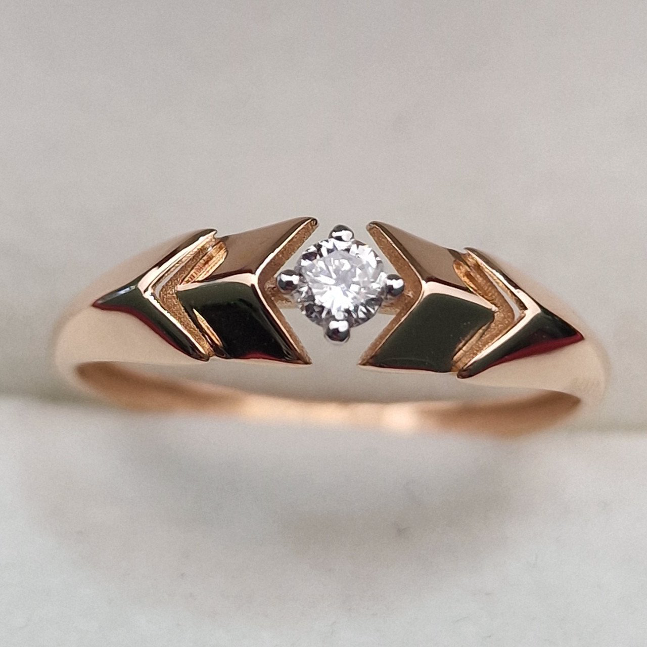 Кольцо Deimantas 100591580 18р 1,16гр 0,11ct. купить,NaN