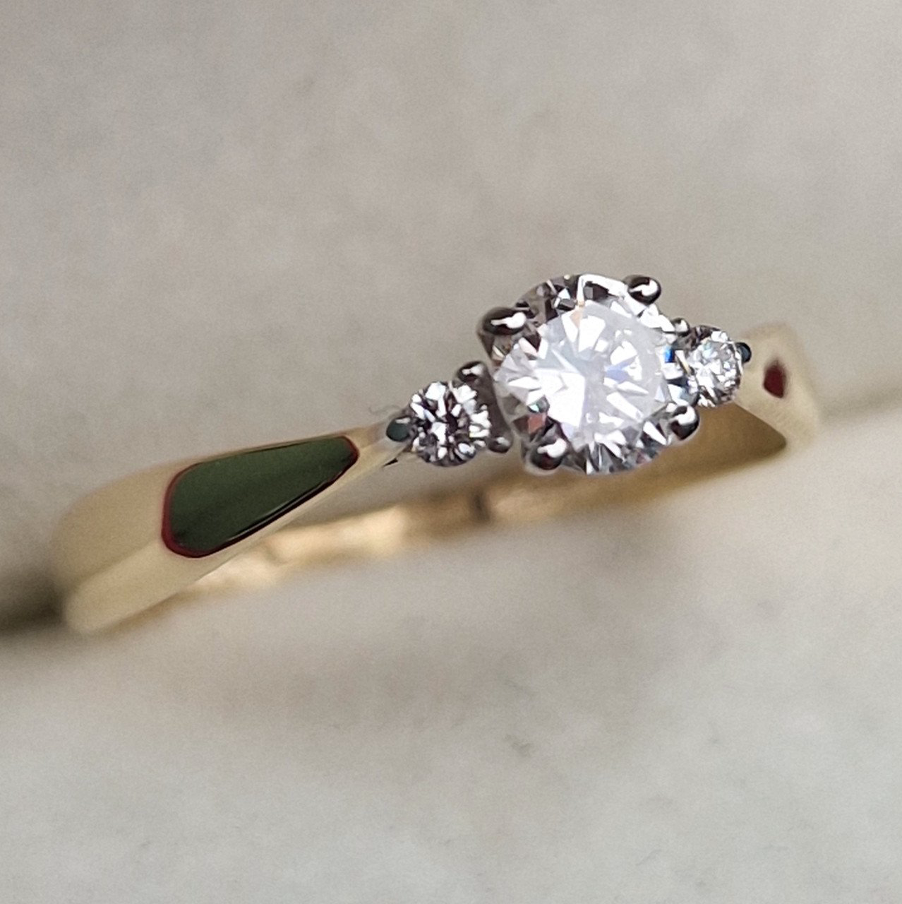 Кольцо Deimantas 100591586 16,5р 1,46гр 0,333ct. купить,NaN