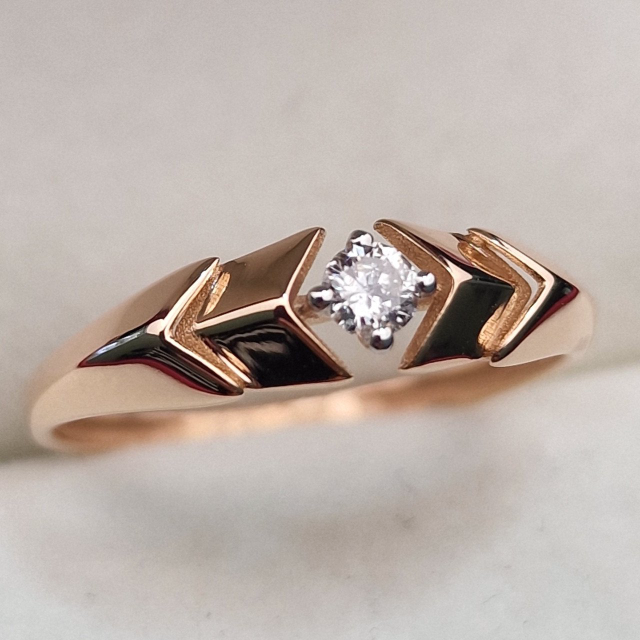Кольцо Deimantas 100591580 18р 1,16гр 0,11ct. купить,NaN