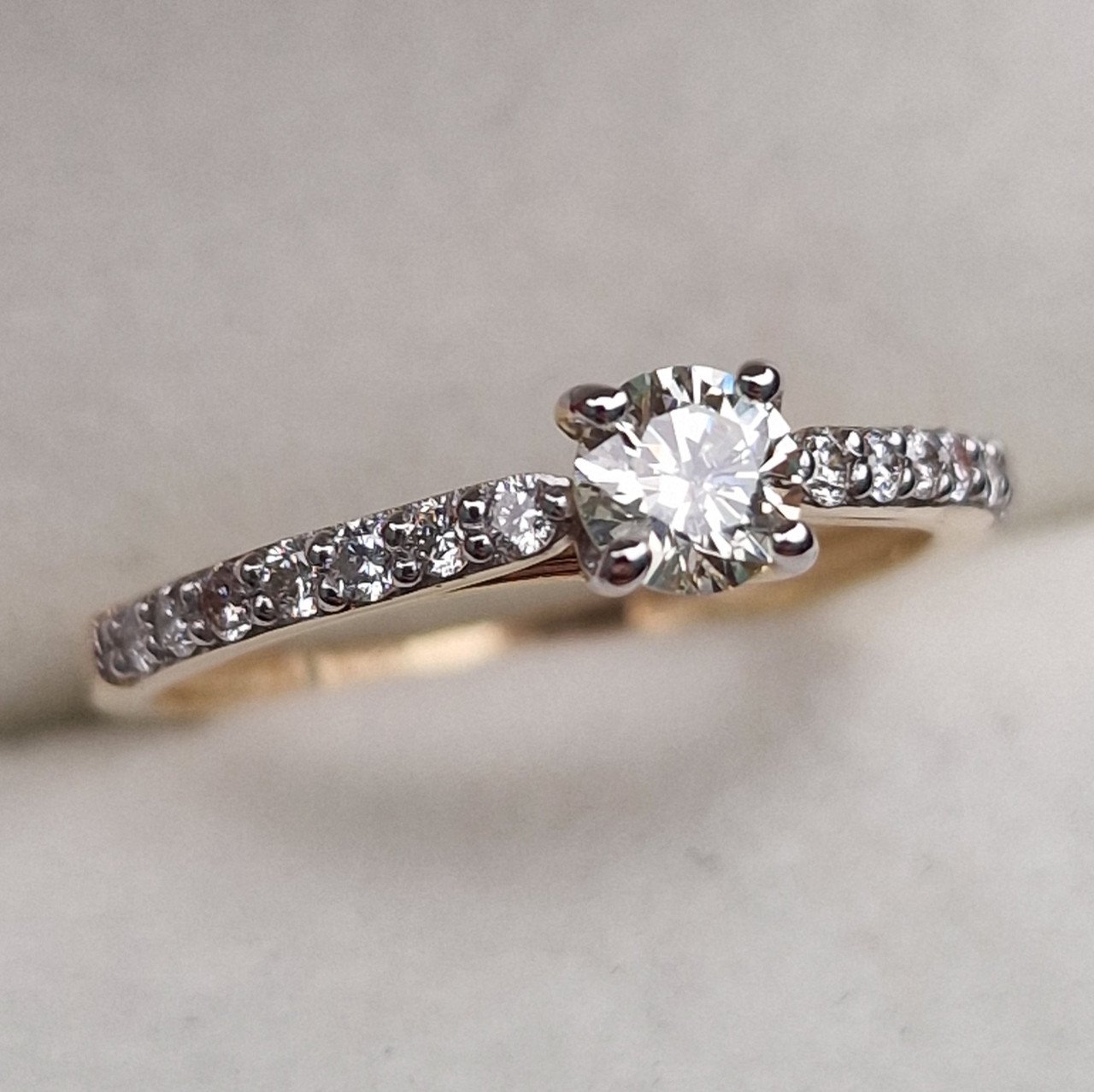 Кольцо Deimantas 100591597 16,5р 1,58гр 0,50ct. купить,NaN
