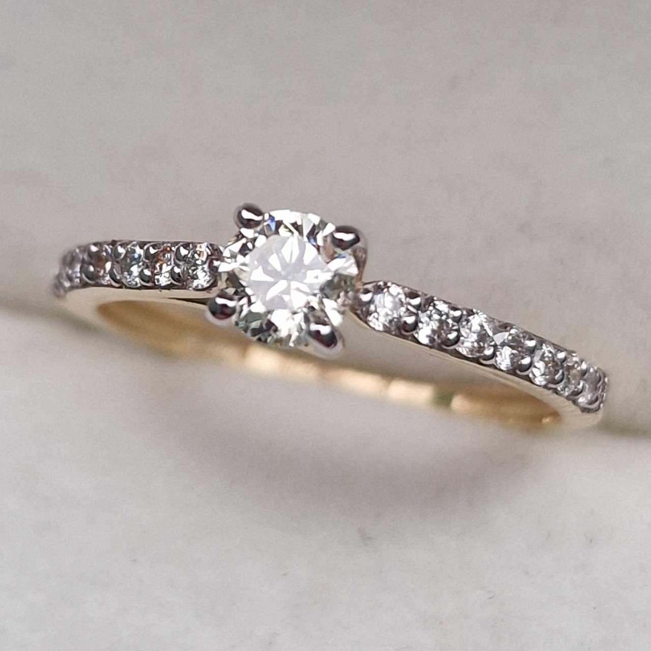 Кольцо Deimantas 100591597 16,5р 1,58гр 0,50ct. купить,NaN