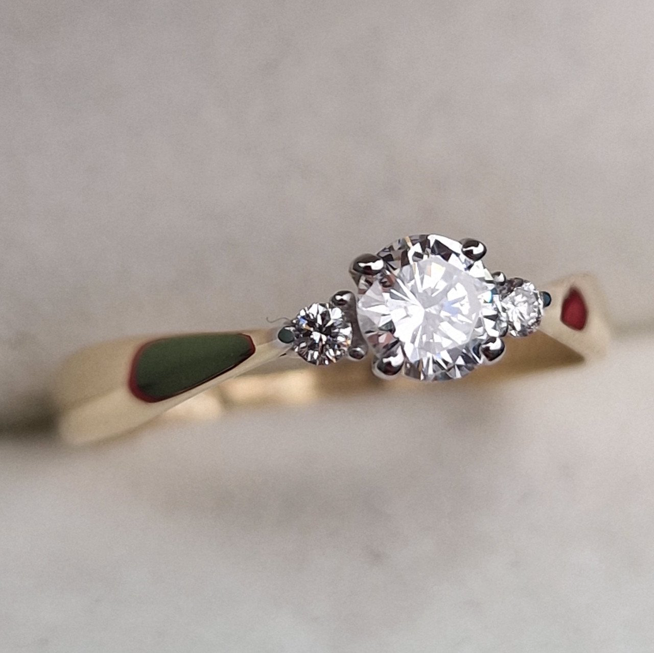 Кольцо Deimantas 100591586 16,5р 1,46гр 0,333ct. купить,NaN