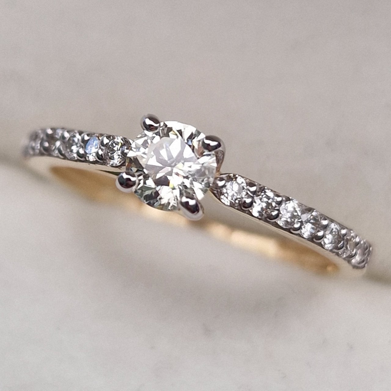Кольцо Deimantas 100591597 16,5р 1,58гр 0,50ct. купить,NaN