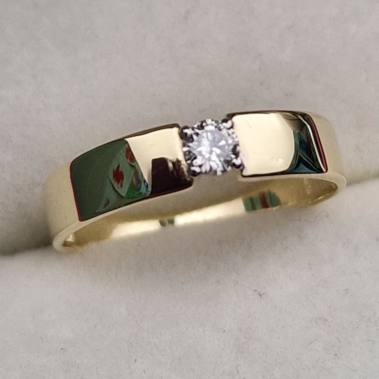 Кольцо Deimantas 100592371 16р 1,36гр 0,10ct. купить,NaN