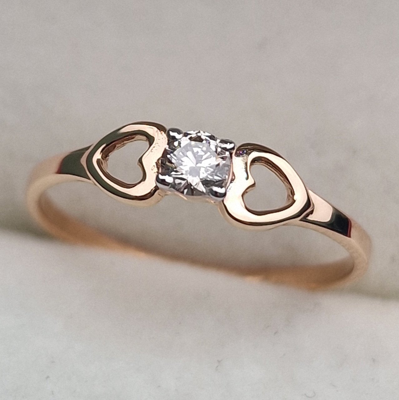 Кольцо Deimantas 100592464 15,5р 0,82гр 0,108ct. купить,NaN