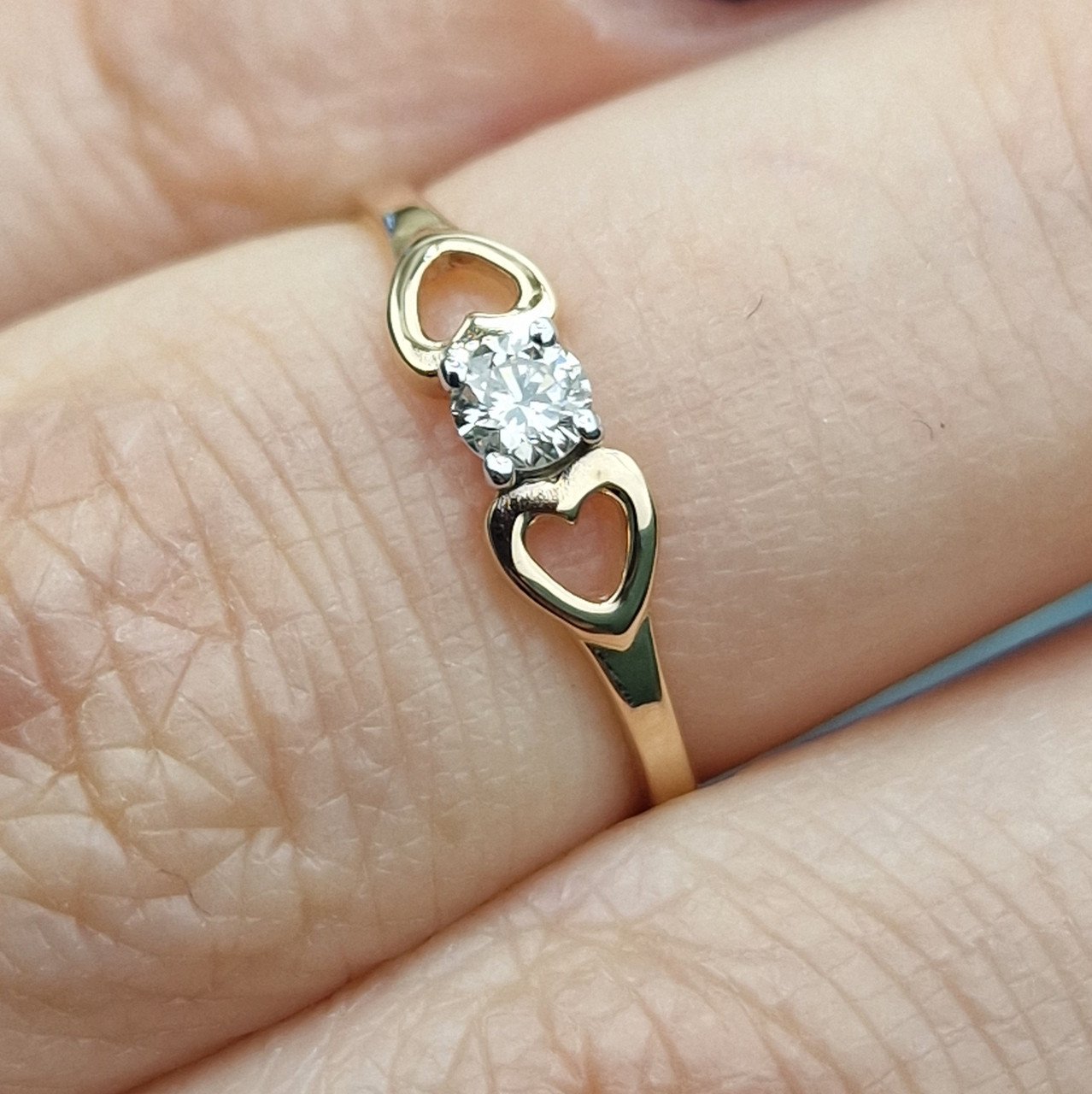 Кольцо Deimantas 100592464 15,5р 0,82гр 0,108ct. купить,NaN