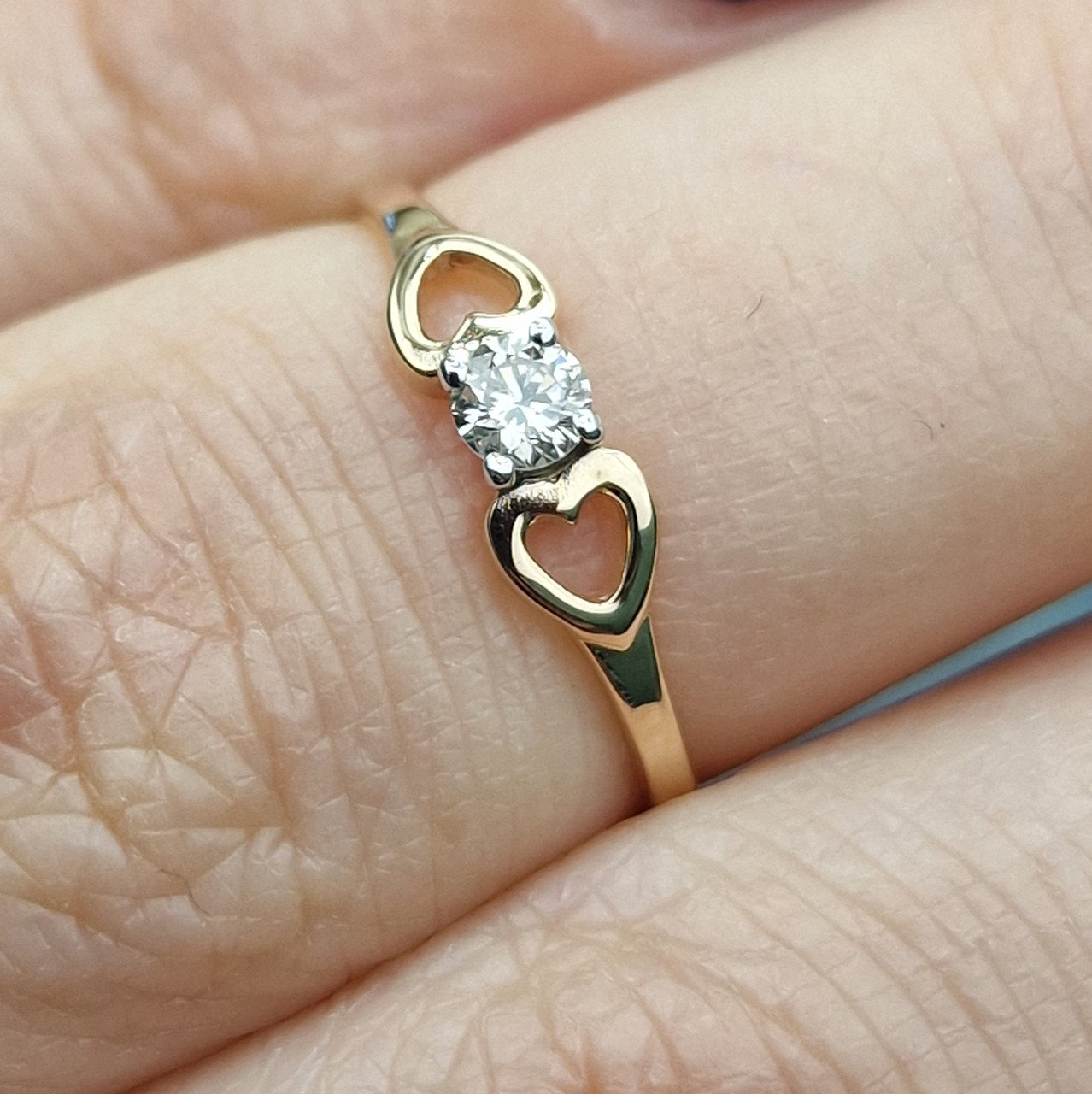 Кольцо Deimantas 100592464 15,5р 0,82гр 0,108ct. купить,NaN