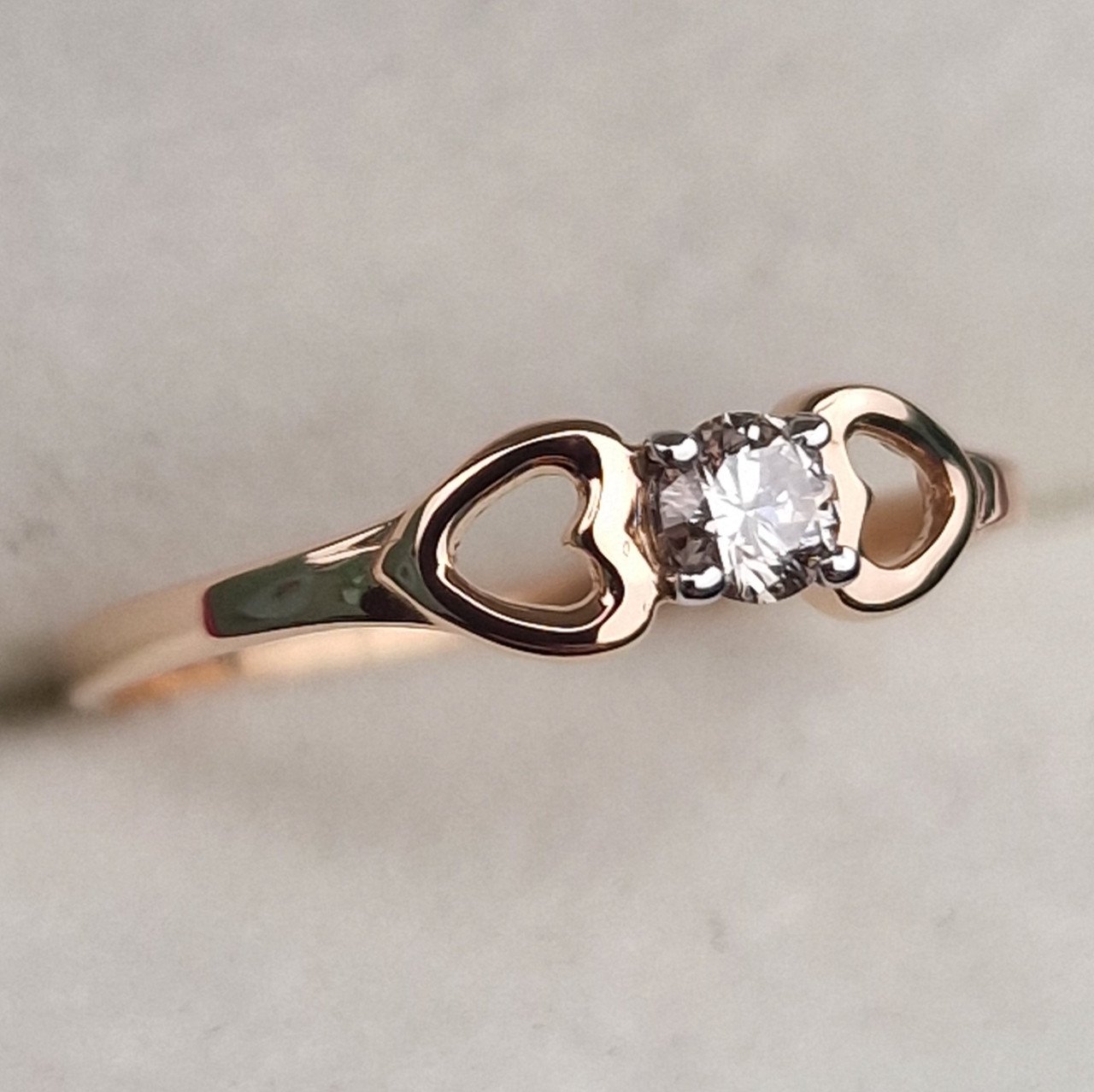 Кольцо Deimantas 100592464 15,5р 0,82гр 0,108ct. купить,NaN